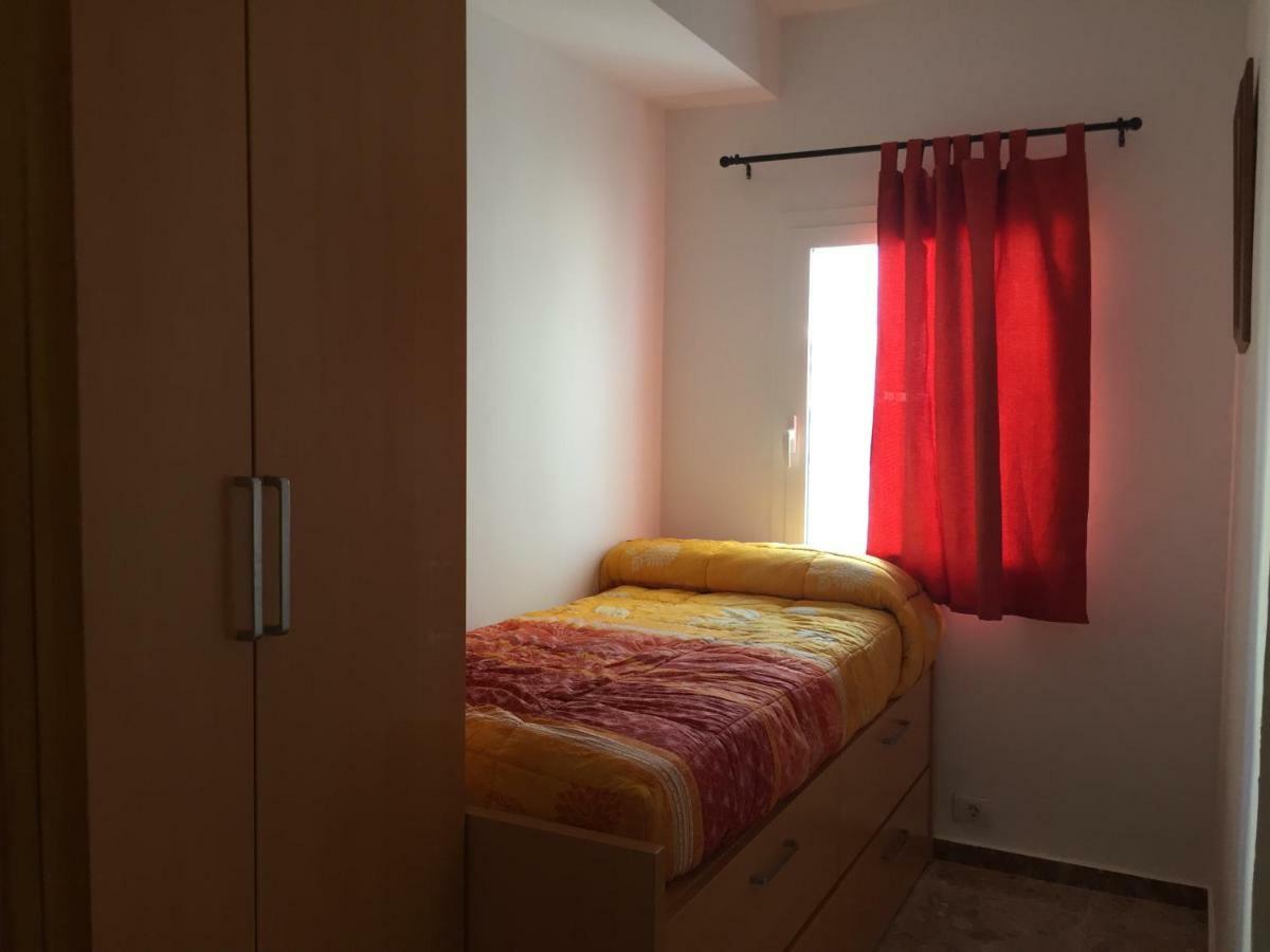 Apartamento Situado En El Centro De Santa Cruz Apartman Kültér fotó